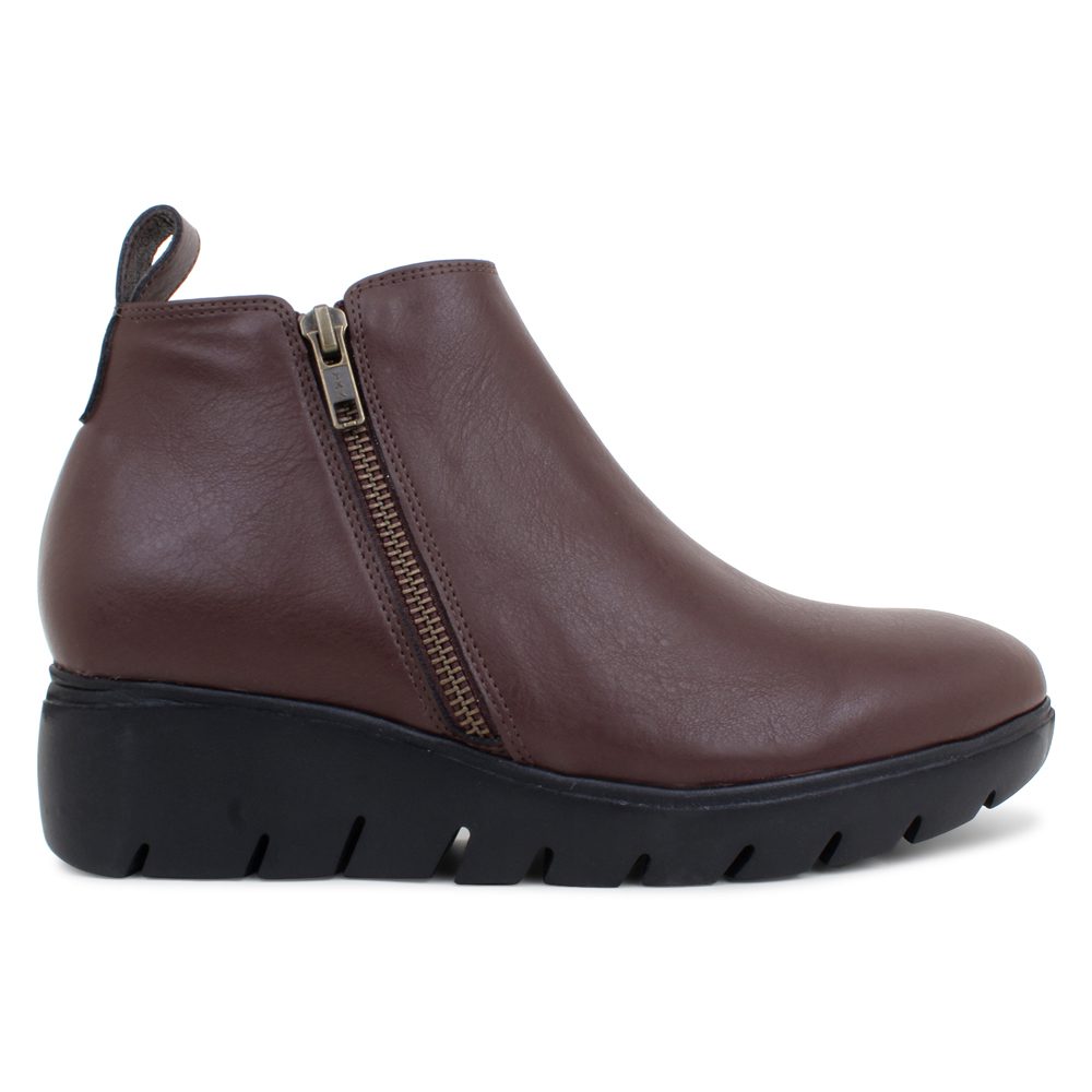 Comfort Slip on Ankle Boots N21250